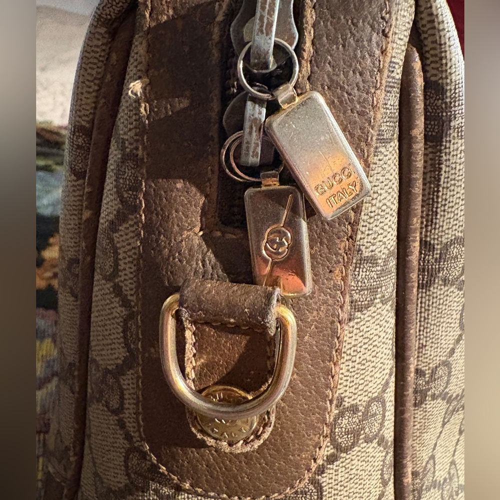 Vintage Gucci Boston Bag w/ Gift - Picture 9 of 16
